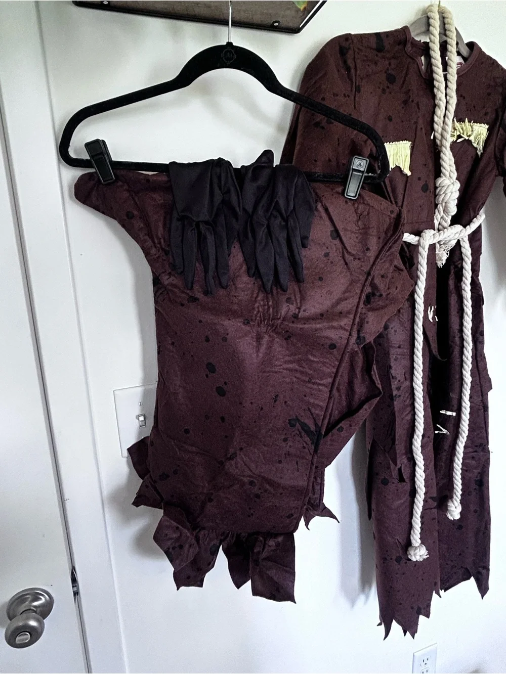 Spooktacular Creations Scarecrow Halloween Costume Cloak Gloves Size Medium